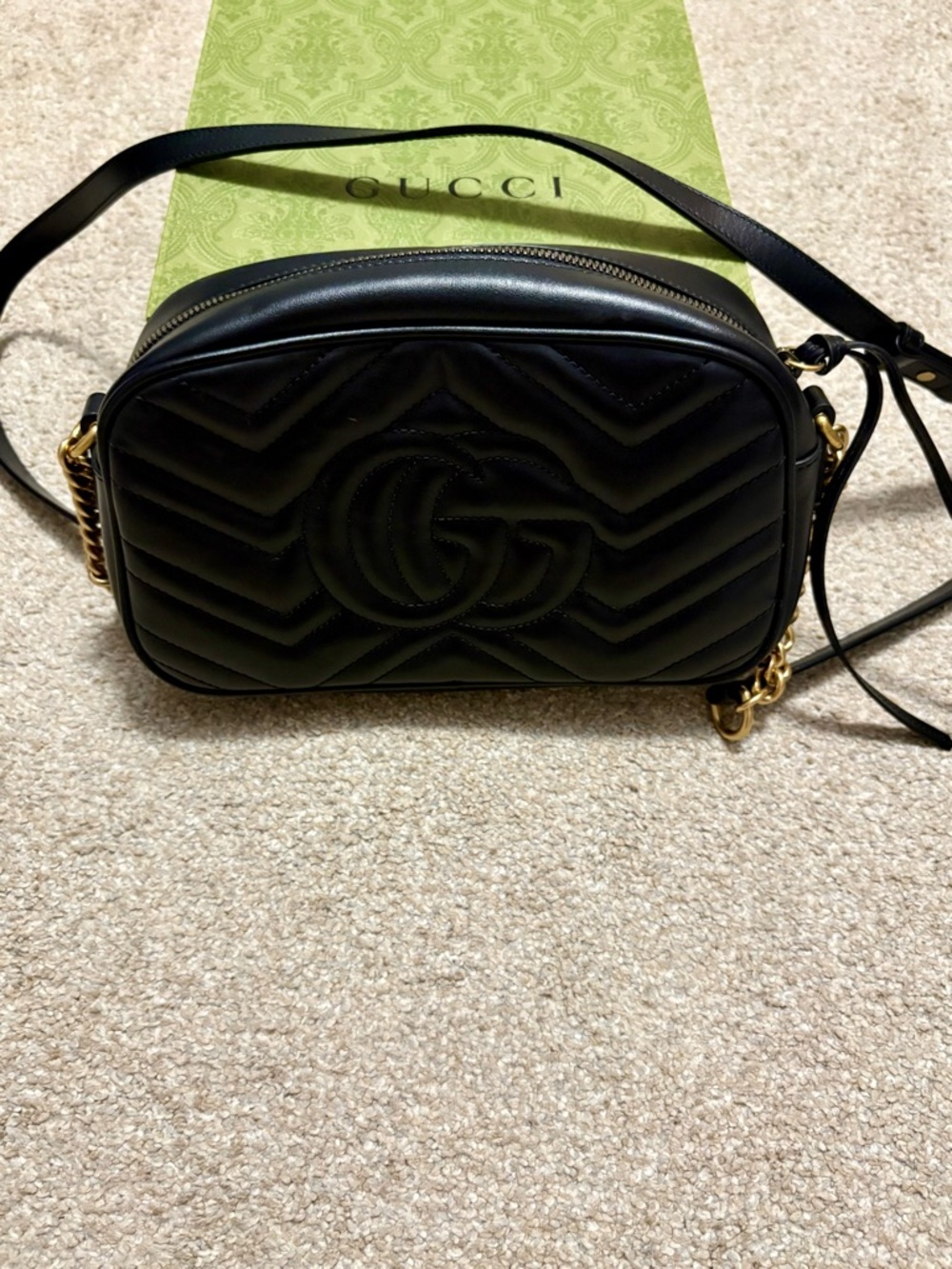 Gucci Marmont small camera bag - Picture 2 of 10